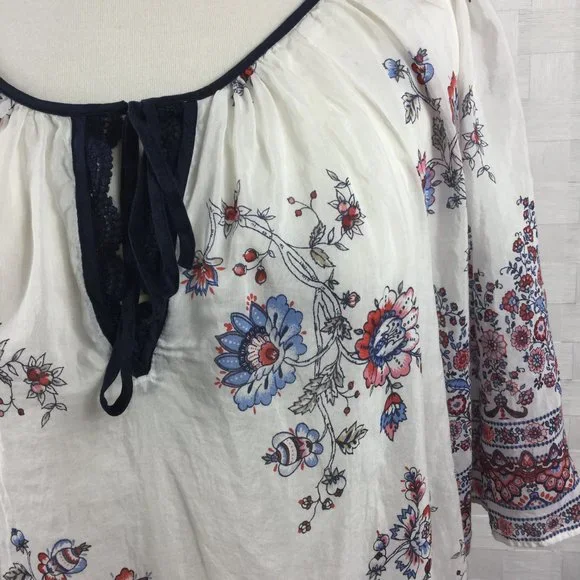 Loft Peasant Style Blouse, Floral Design, Size M - Picture 4 of 6